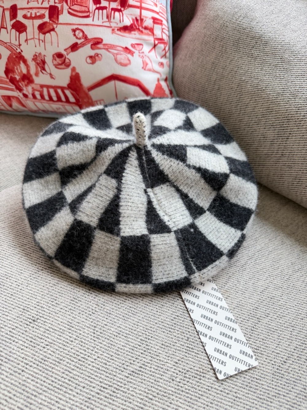NWT Urban Outfitters Black and White Checker Knit Beret